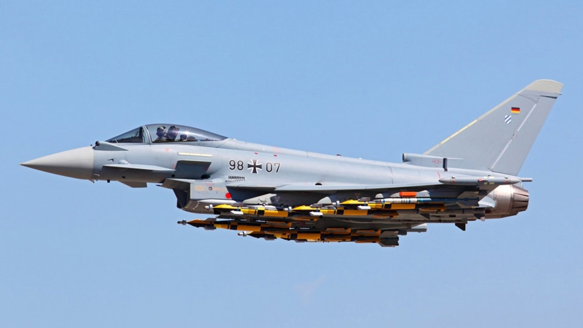 “高新体育中心：网球赛事吸引全球目光，精彩不断”